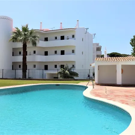 Cosy In Vilamoura With Ac And Pool! *
