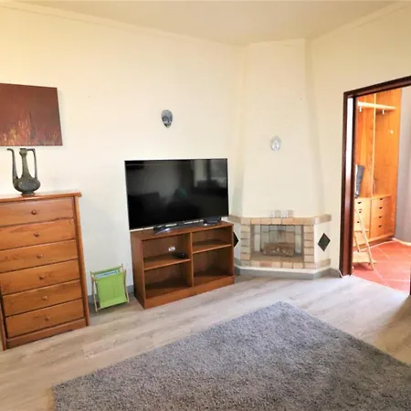 Cosy In Vilamoura With Ac And Pool! Quarteira